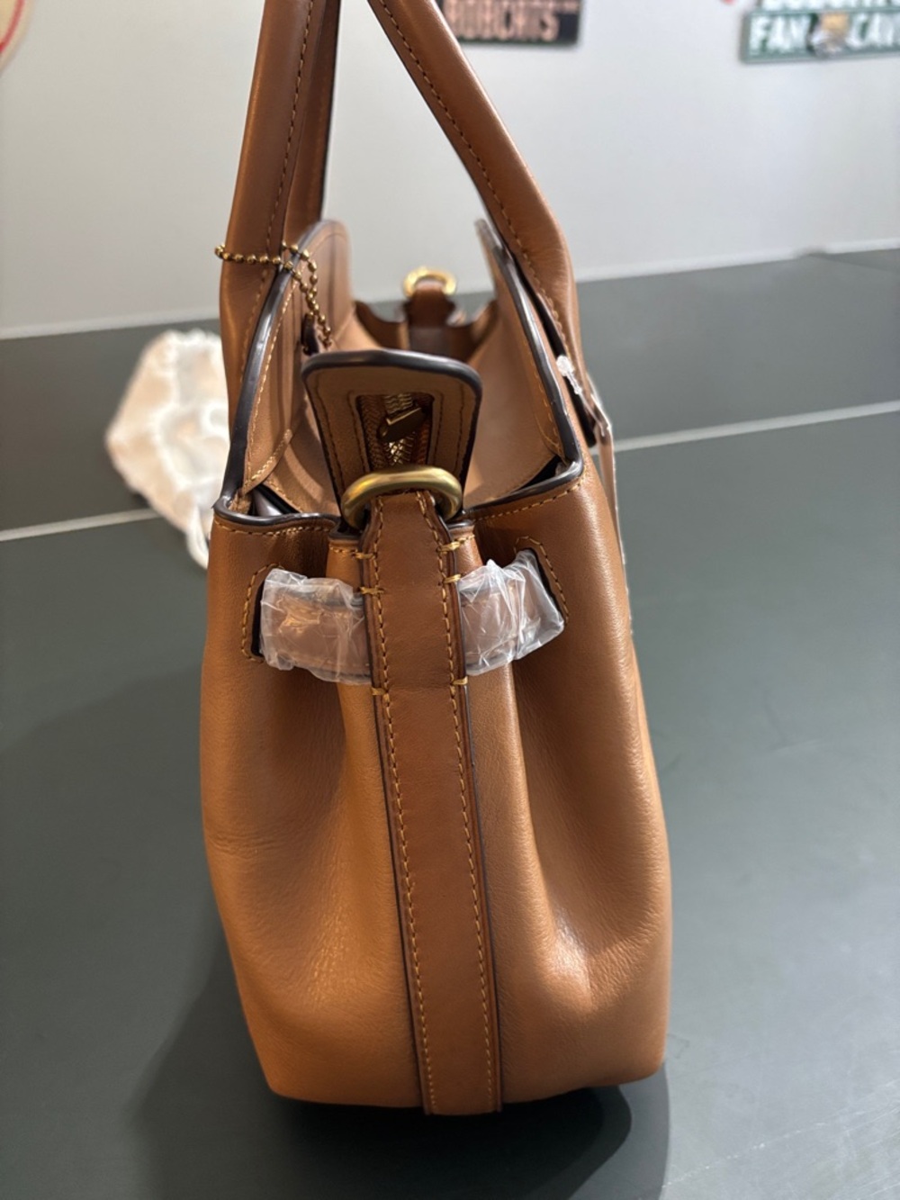 NWT Coach Empire 28 Honey Brown - Picture 2 of 7